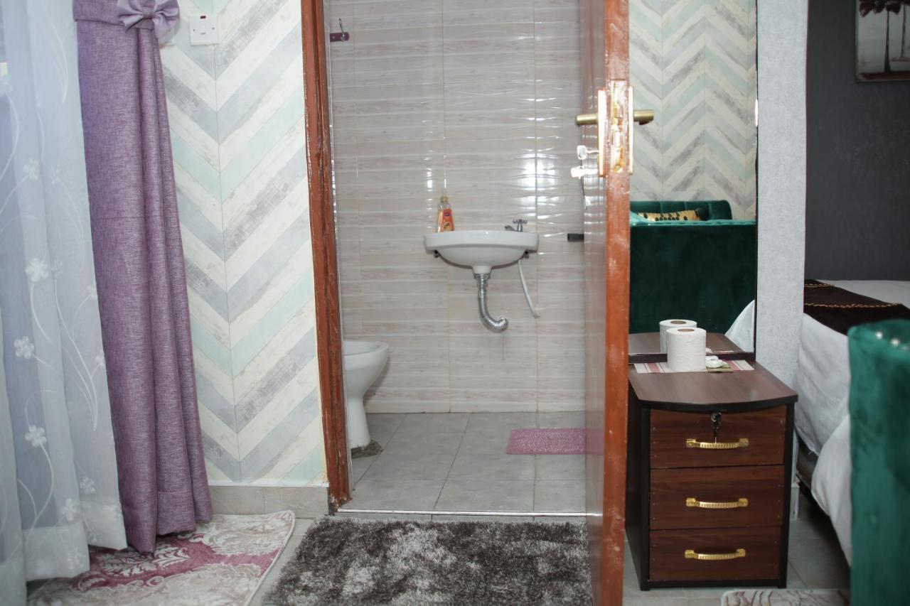 Little Nile Studio Homestays Nakuru City Exteriér fotografie